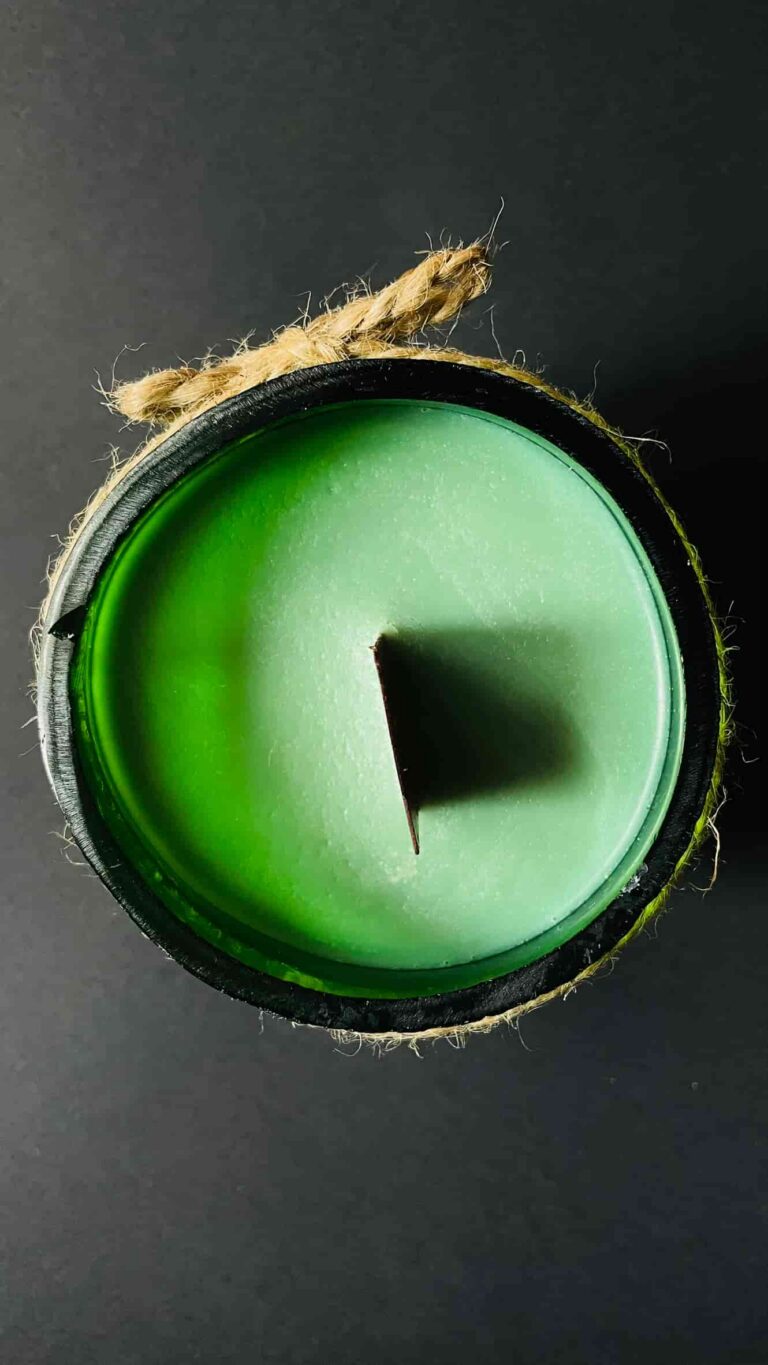 recycled glass candle olive wax wooden wick green tea & tonic scent