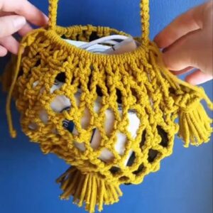 small macrame shoulder bag for phone